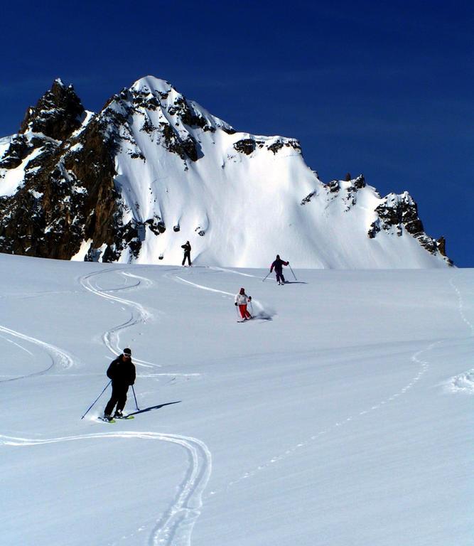 Chez Michel Bed & Breakfast Sainte-Foy-Tarentaise Exterior photo